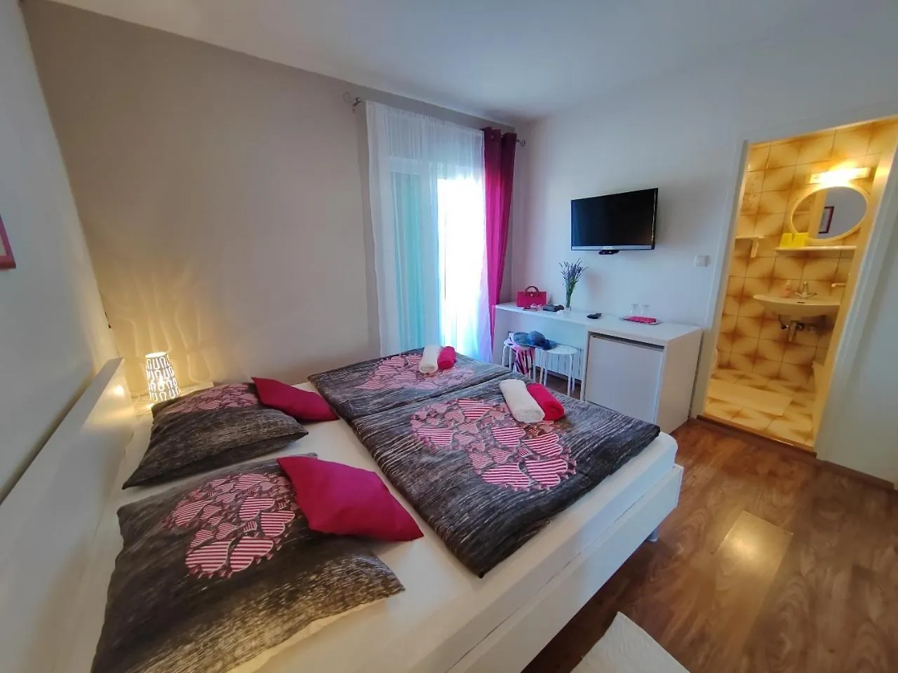 Room'S Brica Barbat na Rabu