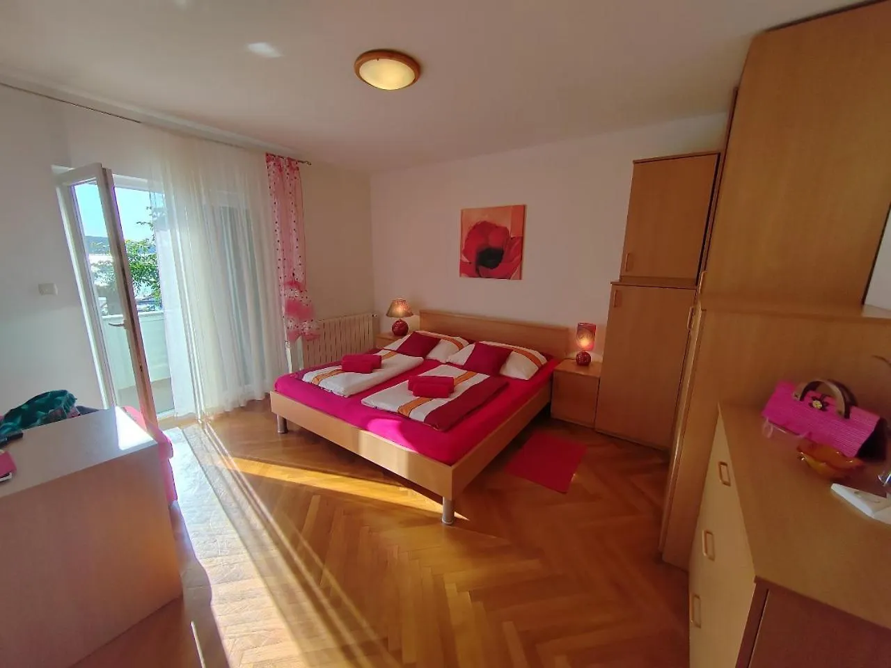 Room'S Brica Barbat na Rabu